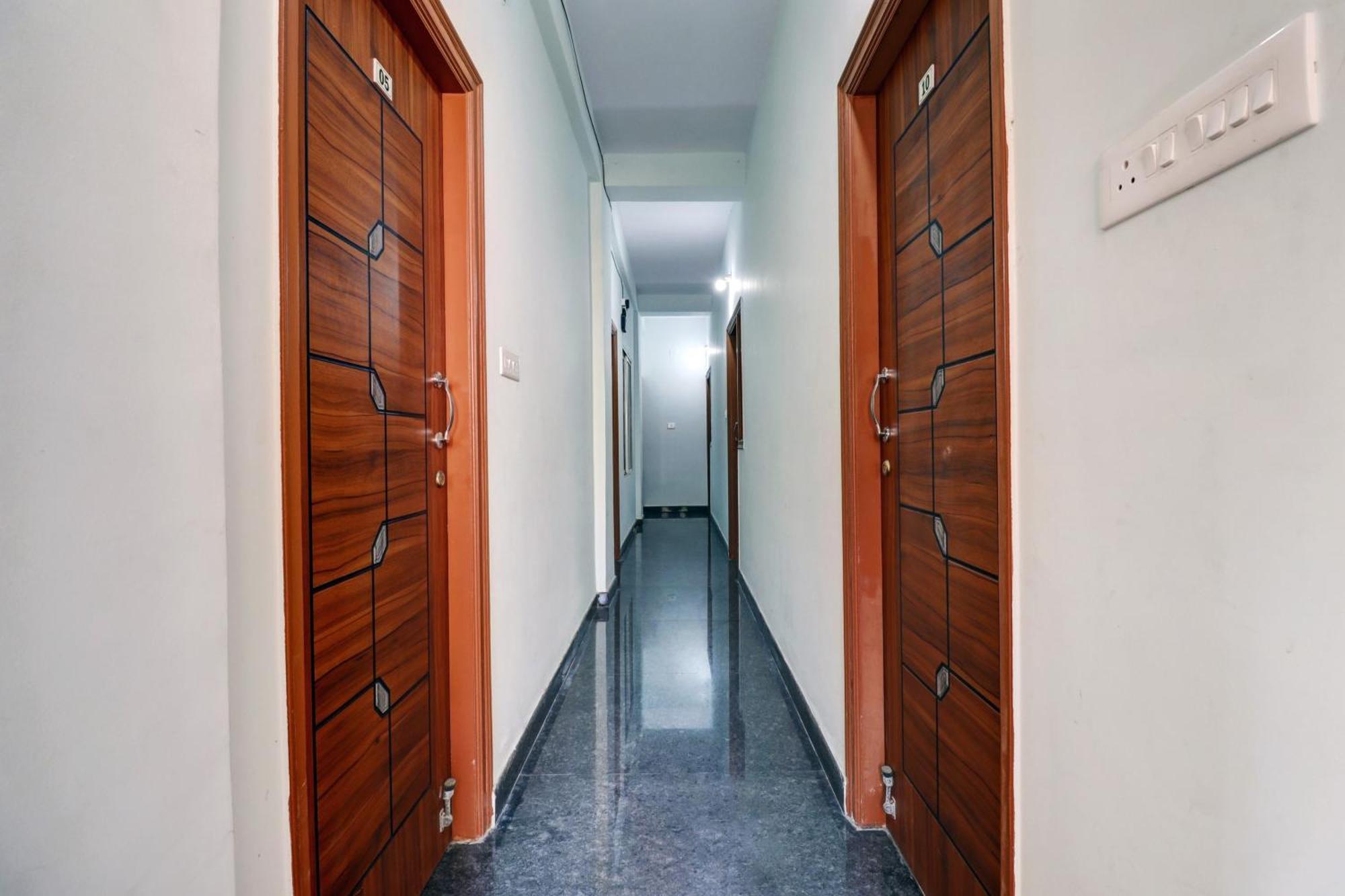 Super Hotel O Pm Hotels Bangalore Buitenkant foto